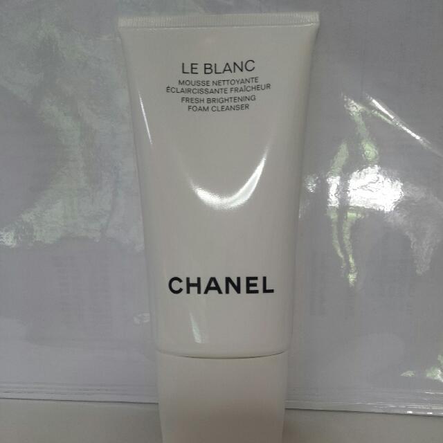 intense brightening foam cleanser