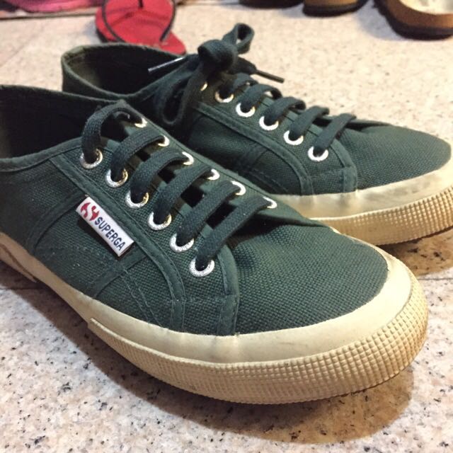 Pine hotsell green superga