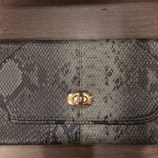 warehouse clutch bag