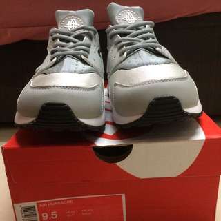 Nike air Huarache 銀武士 全新