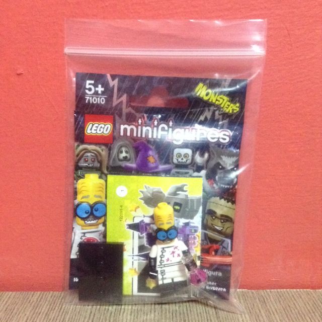 trade/sell lego minifigures (monsters), Hobbies & Toys, Toys & Games on