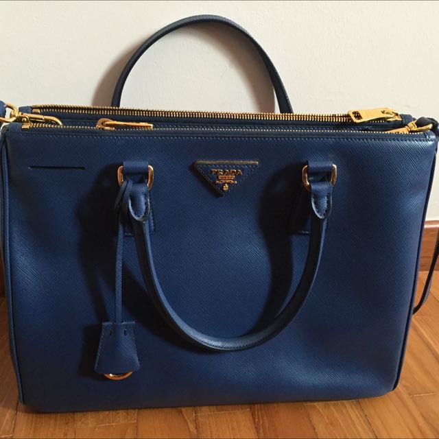 Black Prada Galleria Saffiano leather medium bag, Luxury, Bags & Wallets on  Carousell