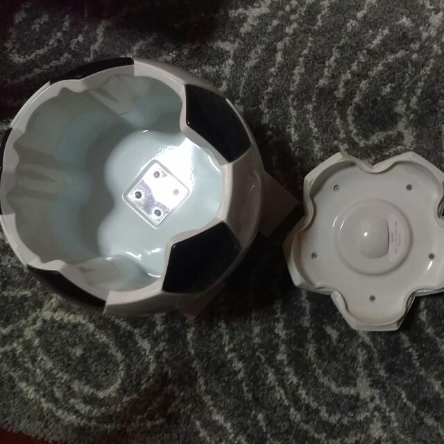 Football Thermoelectric Cooler & Warmer, TV & Home Appliances, Kitchen