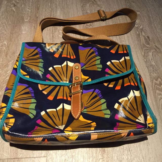 Fossil oilcloth bag sale