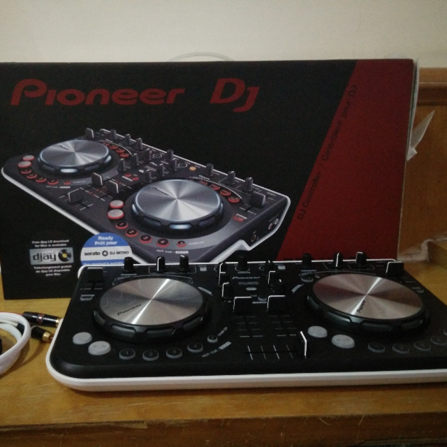 Accessories　Compact　Hand),　Toys,　(2nd　DJ　Hobbies　on　Controller　Pioneer　Media,　Music　DDJ-WeGo-W　Music　Carousell