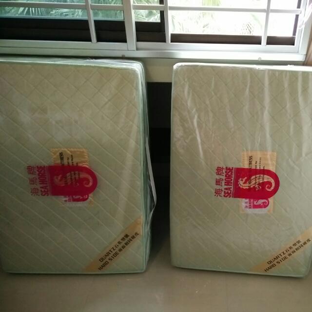 Reserved Seahorse 3 Fold Mattress Green Furniture On Carousell