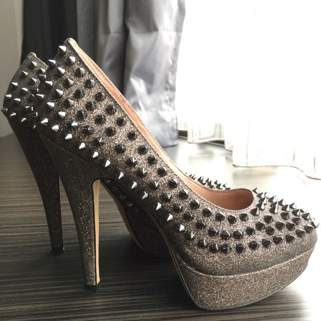 Vince camuto glitter heels cheap