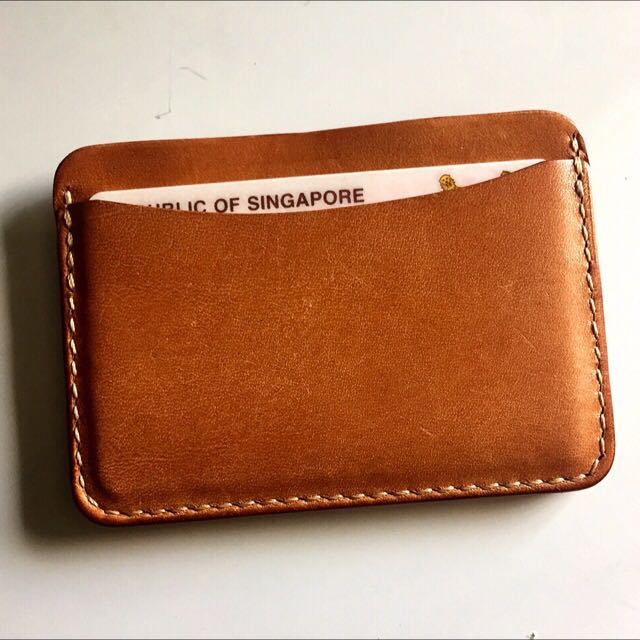 Minimalist travel wallet, Hobbies & Toys, Travel, Travel Essentials