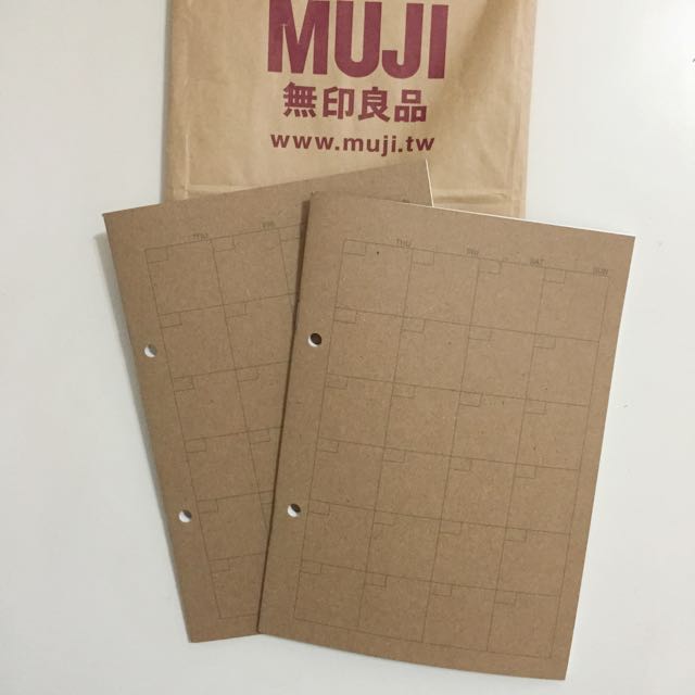 保留 全新無印良品muji 自填式月記事手帳年曆本文具 她的時尚在旋轉拍賣