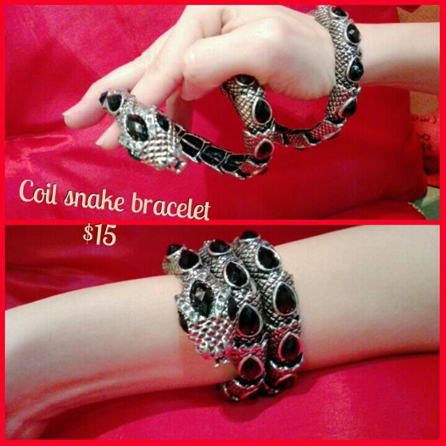 Snake Coil Bracelet, Women's Fashion, Jewelry & Organisers, Bracelets