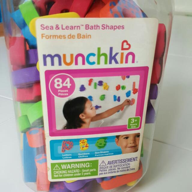 Munchkin sea and sales learn bath shapes