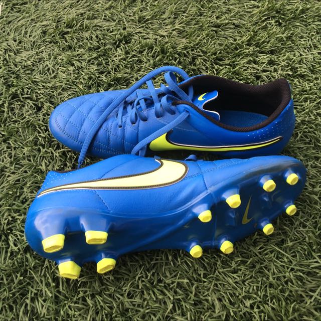 cheap nike tiempo soccer cleats