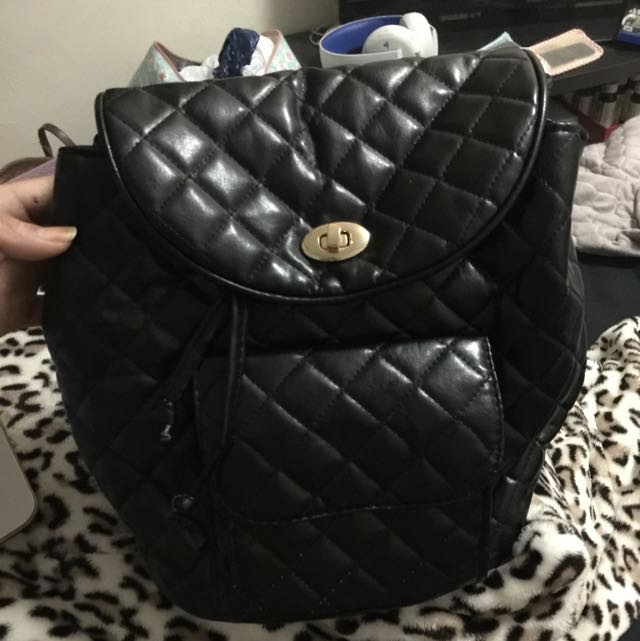 PENDING ARIANA GRANDE Parfum Chanel Inspired Bag