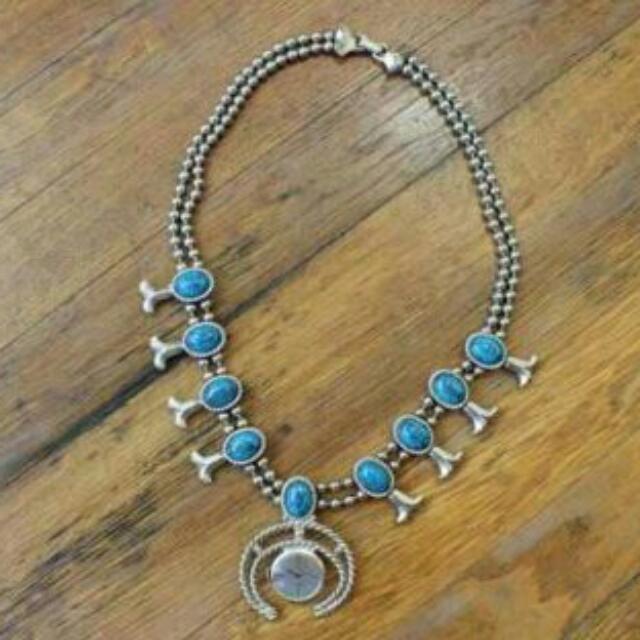 Goldette squash hotsell blossom necklace