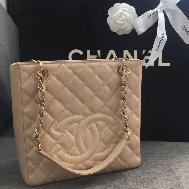 VGC Chanel PST beige caviar GHW #16 comes with box, dustbag, holo @ 17 jt