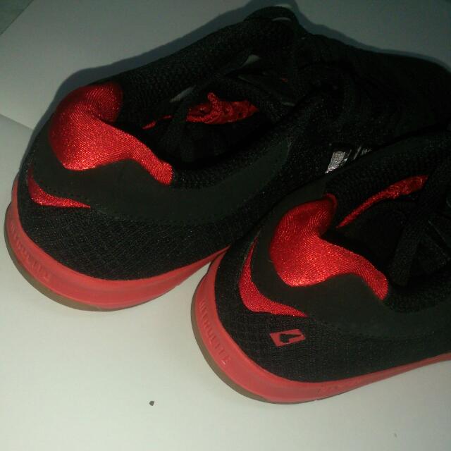 Globe Nitrolite Black Red Men s Lift Skate Shoe