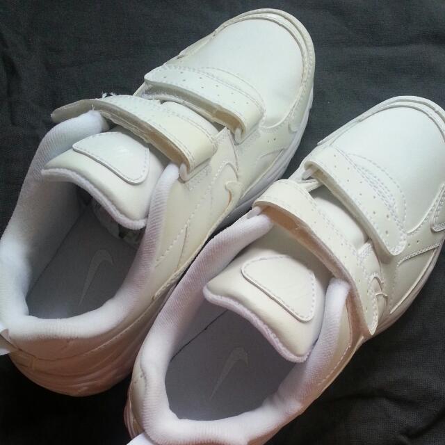 Nike white school shoes 4.5Y UK4, Babies & Kids, Babies & Kids Fashion