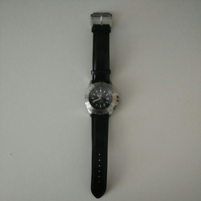 Saf Rod Watch SAF Swiss Army Watch, Mobile Phones & Gadgets, Wearables & Smart ...