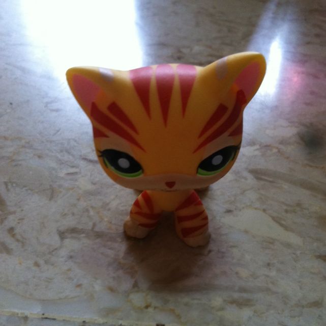 Lps tiger sales shorthair cat