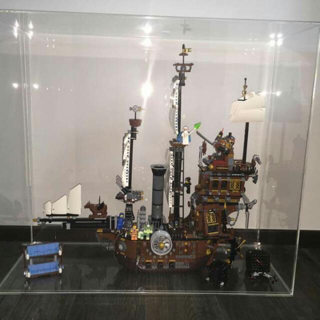 Customised Acrylic Display Case Prices Vary For 76023