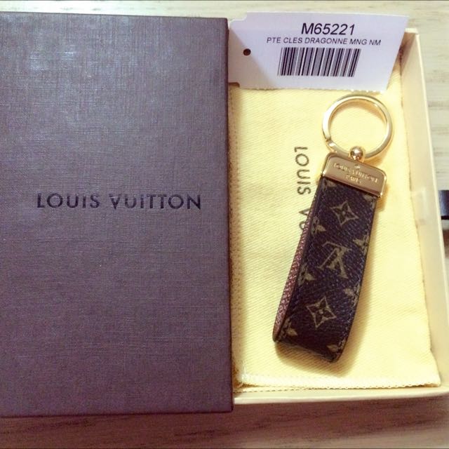LOUIS VUITTON Louis Vuitton Porto Clé Dragonne Monogram Key Holder