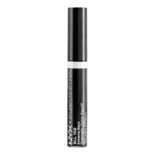 nyx studio liquid liner