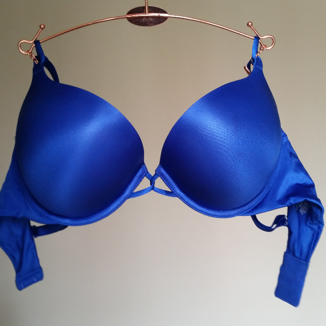 Reserved) BN Victoria Secret 36C Demonic Blue Bombshell Double PushUp Bra,  Women's Fashion, New Undergarments & Loungewear on Carousell