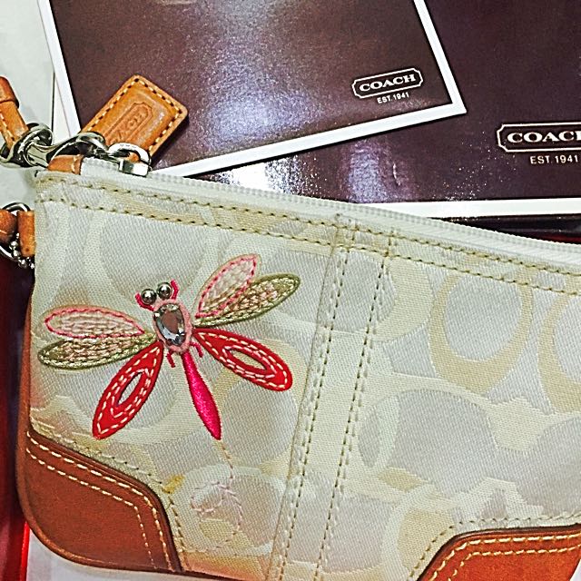 Coach dragonfly 2025 wristlet
