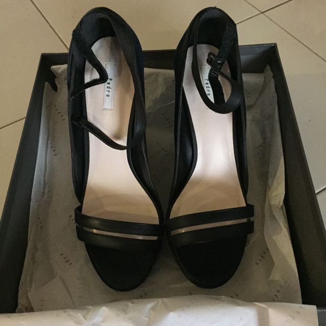 Pedro Wedges, Women's Fashion, Footwear, Flats on Carousell