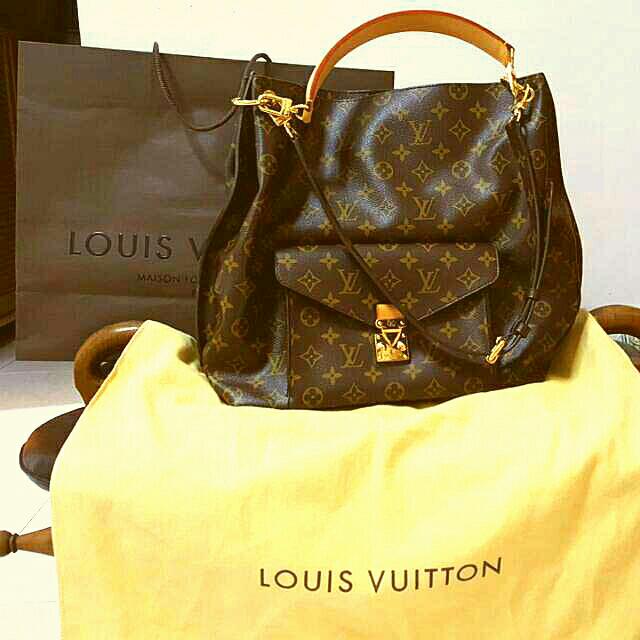 M40781 Louis Vuitton 2013 Monogram Metis Handbag