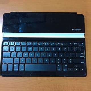 Logitech iPad Keyboard