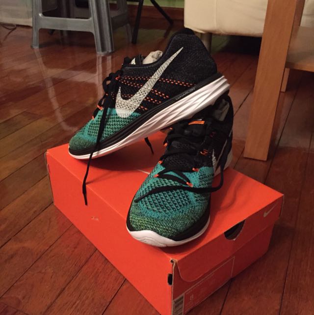 flyknit lunar green