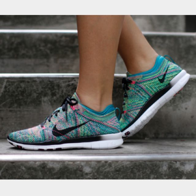 nike tr flyknit women's
