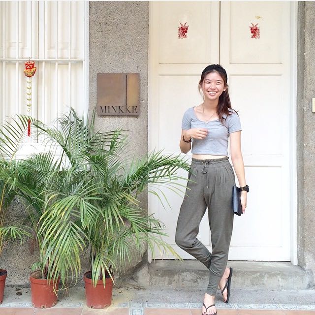 H m Army Green Joggers sweatpants Women s Fashion Bottoms Other Bottoms on Carousell