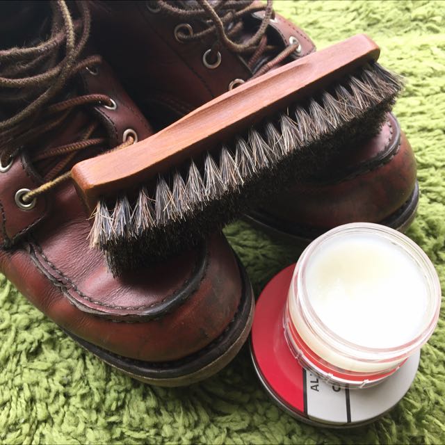 Red wing boot brush hot sale