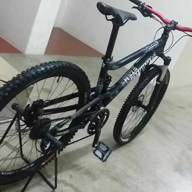 Mtb Soft Tail Commencal premier