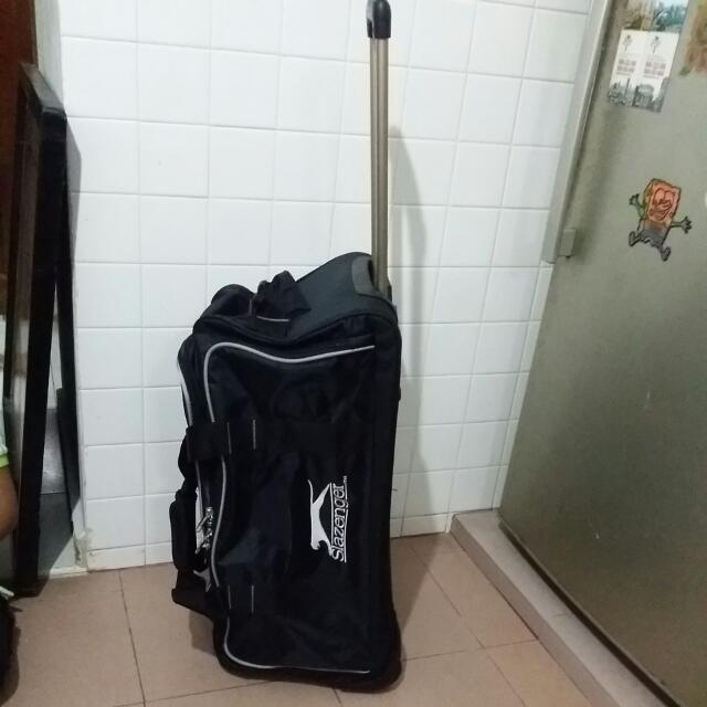 slazenger travel bag