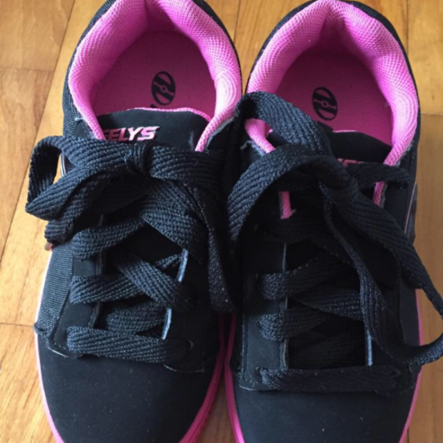 Kids heelys discount size 12