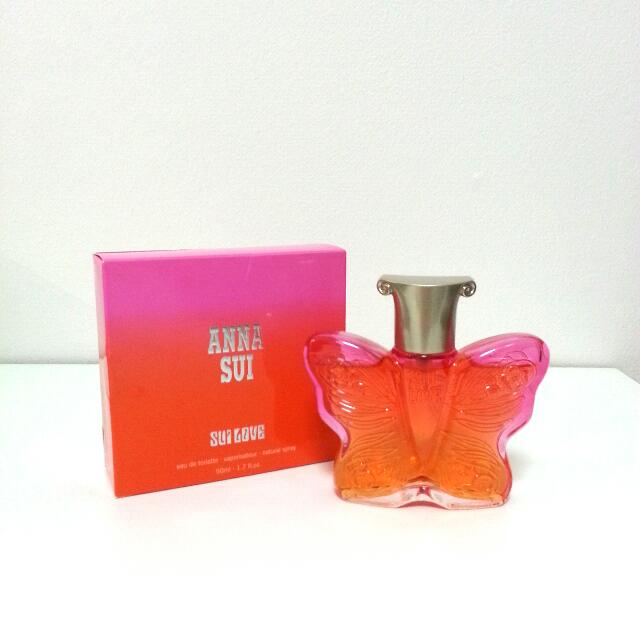 Anna sui top sui love perfume