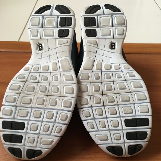 nike free 5.0 shield