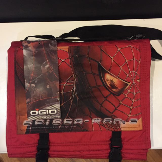 Spiderman 2 OGIO Trooper Blanket, Hobbies & Toys, Toys & Games on
