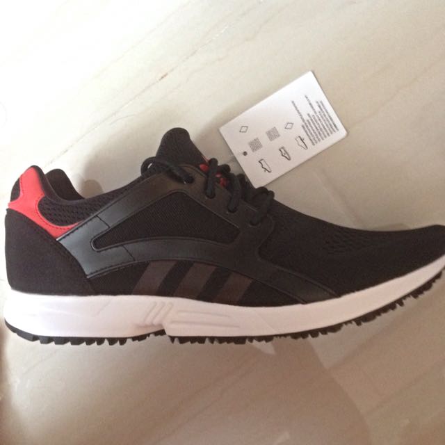 Adidas Racer EM Fashion, Footwear, Sneakers on Carousell