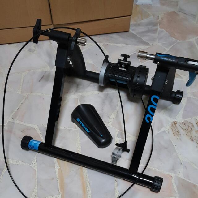 Btwin 300 deals turbo trainer