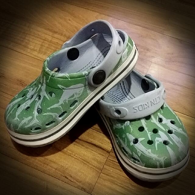 Cotton on kids crocs deals