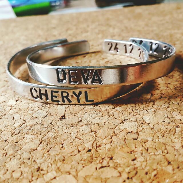 Friendship bangle hotsell bracelet