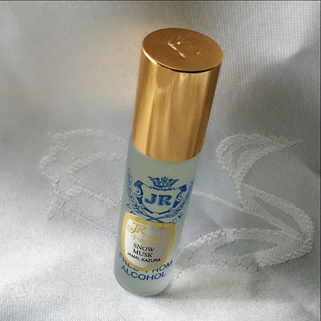Jr Fragrance Jamal Kazura Snow Musk Beauty Personal Care Face Face Care On Carousell