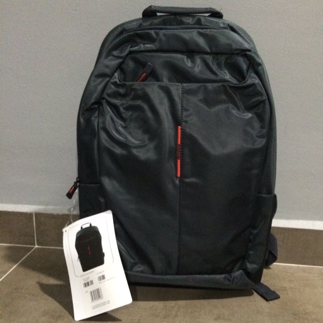 KR 3907 Lenovo Backpack Laptop Computers Tech Parts Accessories Networking on Carousell