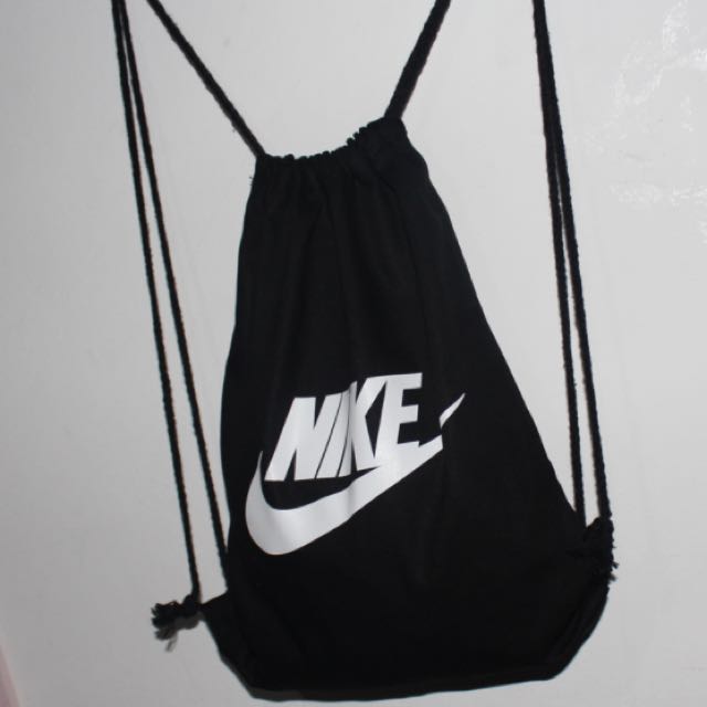black nike string bag