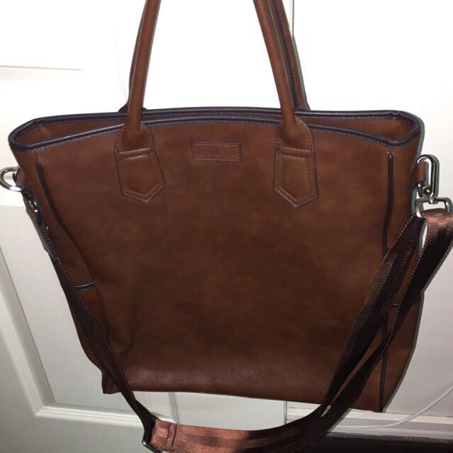 Brown Leather Pedro Bag Men S Fashion On Carou