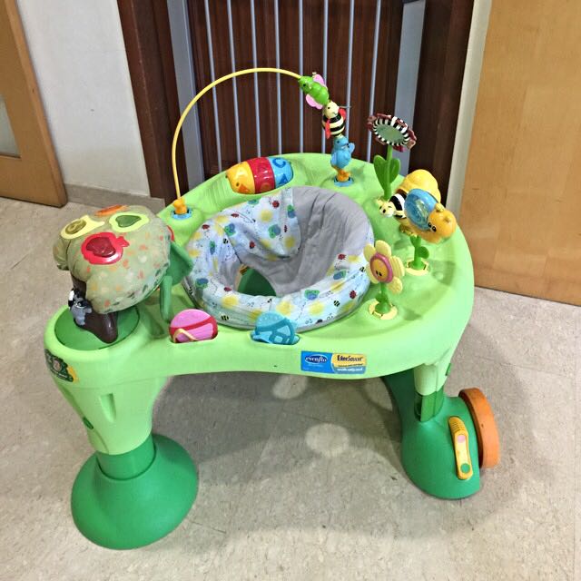 Walk sales around exersaucer